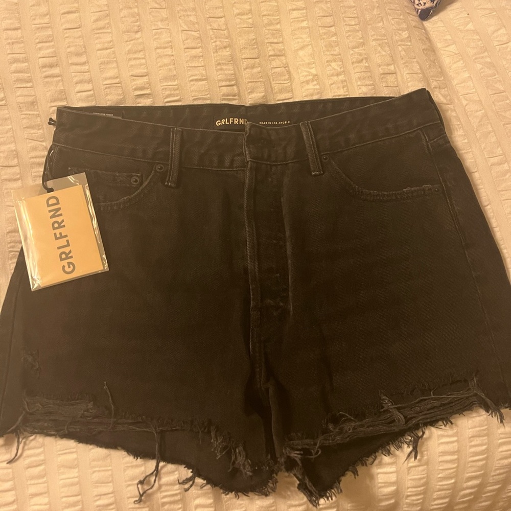 GRLFRBD NWT black denim jean shorts size 27